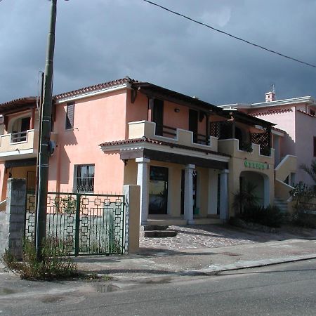 Domo 'E Chelu Apartment Orosei Exterior foto